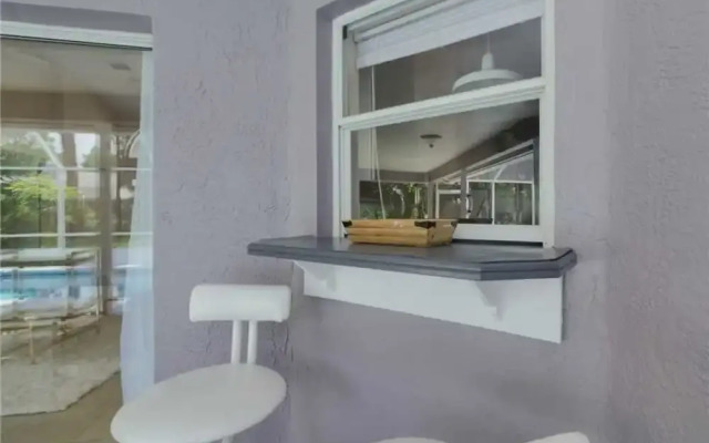 Palm Villa - Four Bedroom Home