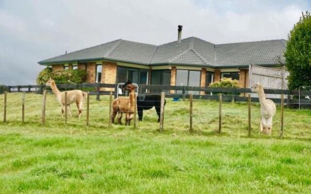 YiFan Lake View Manor In Rotorua