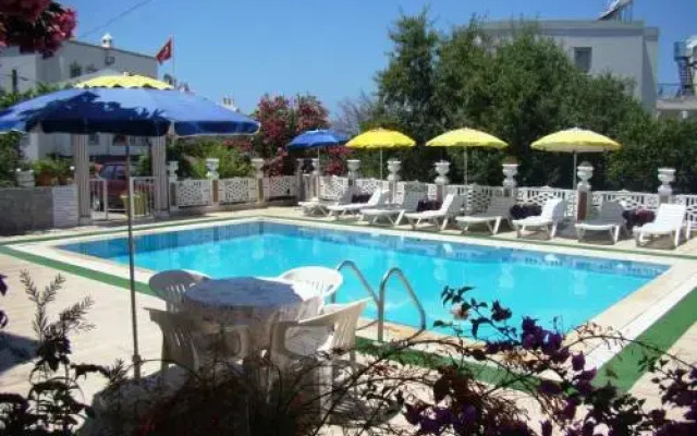 Paradise Apart Otel
