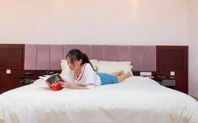 Dong Hai Hotel