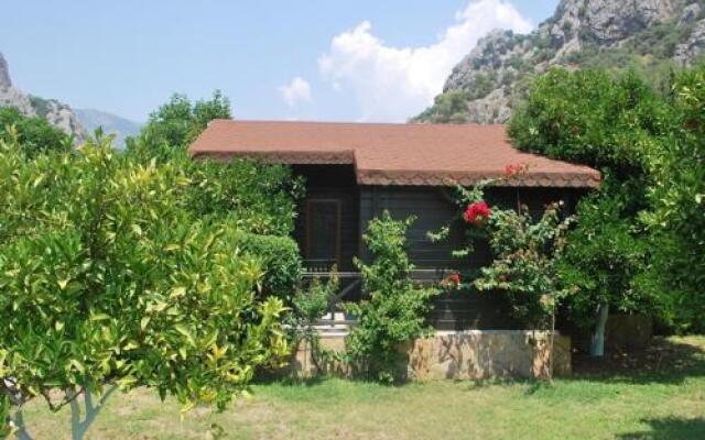 Portalimo Lodge