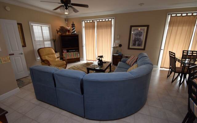 Skipper House by RedAwning