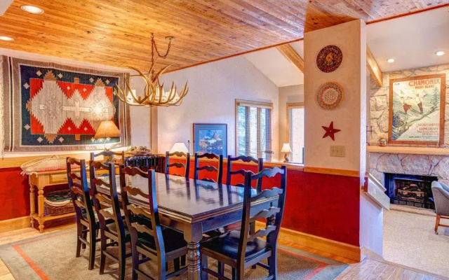 Silver Bird by Alpine Ski Properties