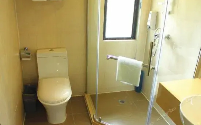 Ningbo Chenghuangmiao Guangcheng Hotel