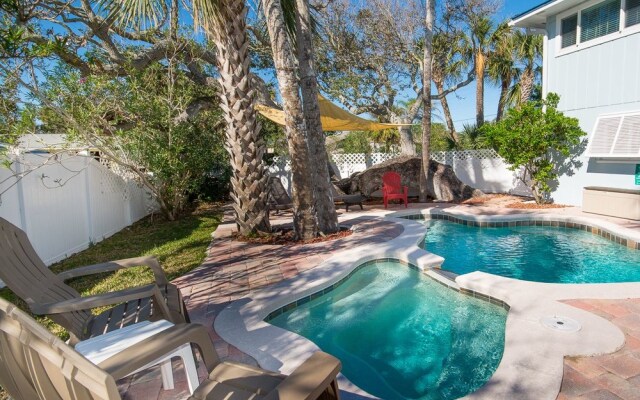 4700Sax - Delightful Pool Home