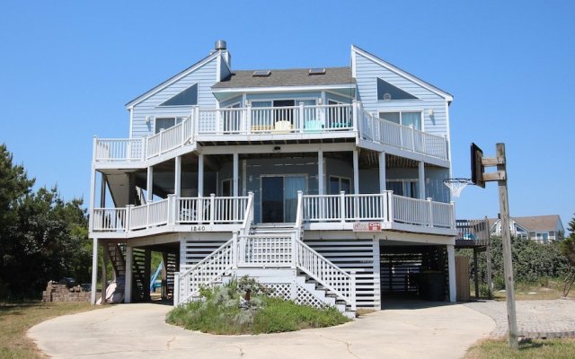 Caspies by the Sea 1240 - 6 Br Home