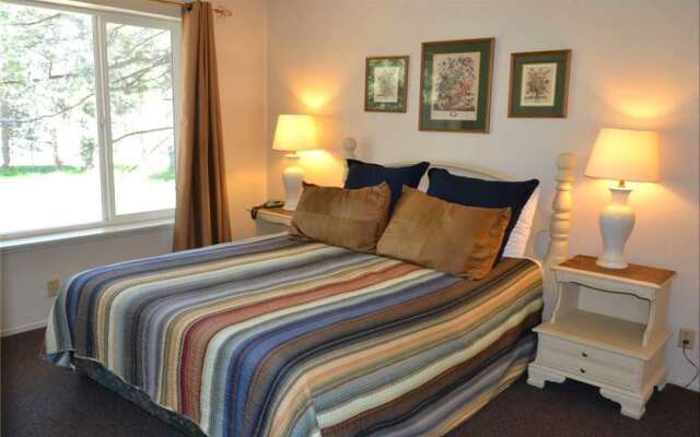 1167 C Herbert - 3 Br Condo