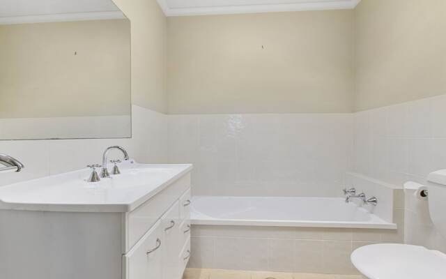 The Apartment on Sapphire