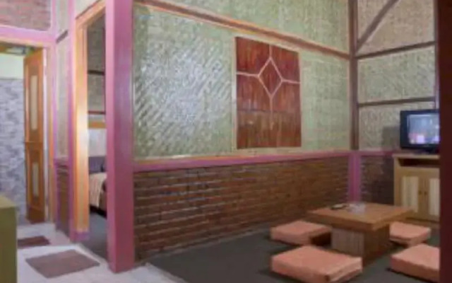 Sawung Gawir Restaurant and Bungalow Ciwidey