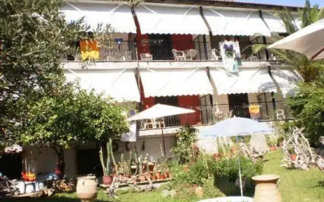 Studios Rosa