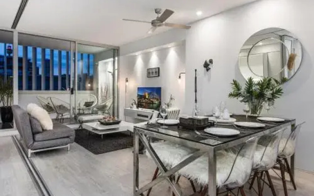Chic 2 Bed With Views Darlinghurst Tt407