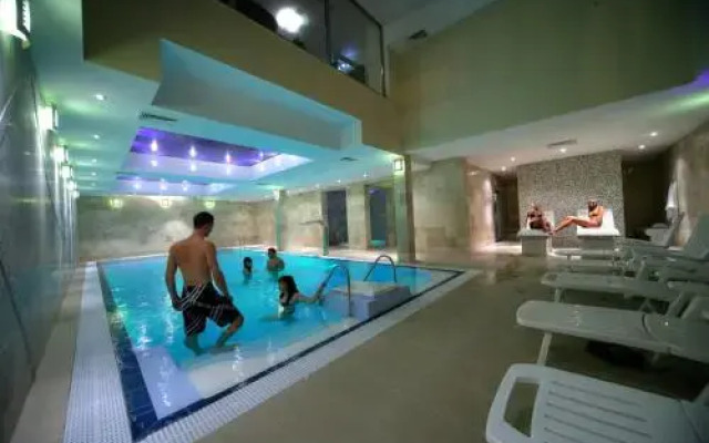 Apartments Feniks by Renters