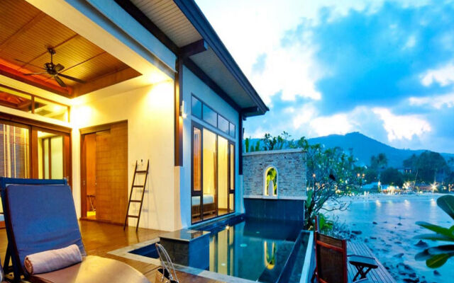 Sea Front Pool Villas by The Sarann