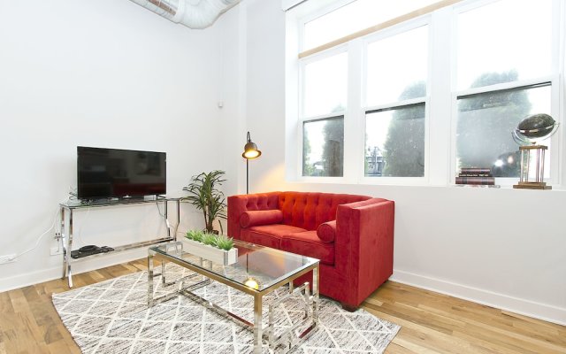 Sophisticated 1BR in Wicker Park by Sonder