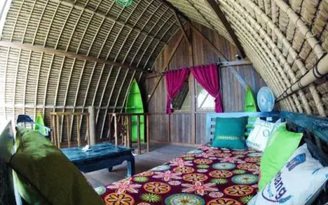 Kuda Laut Bungalows & Diving