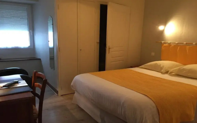 Lhotel