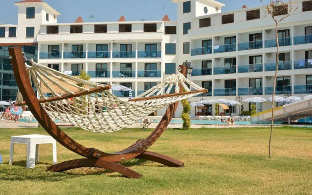 Grand Cinar Hotel