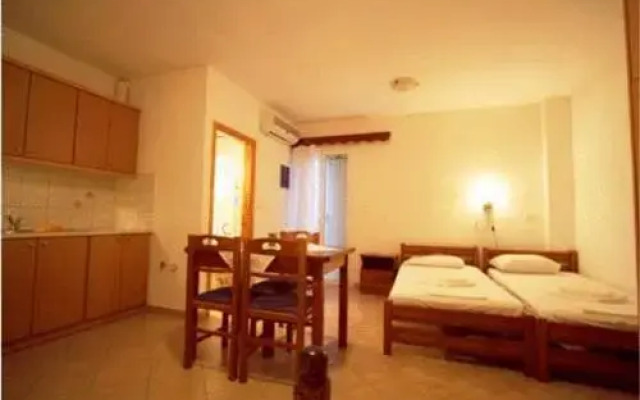 Antonio Studios
