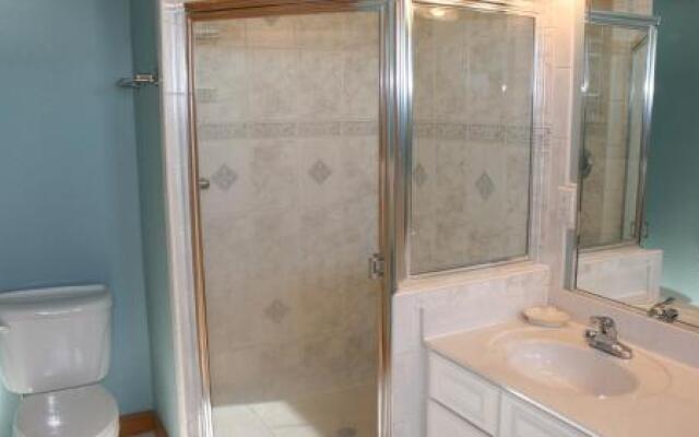 Double Duck - 4 Br Home