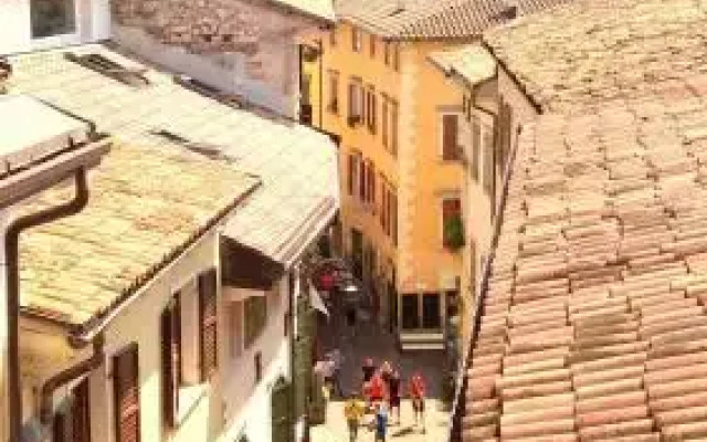 Arco Casa Segantini