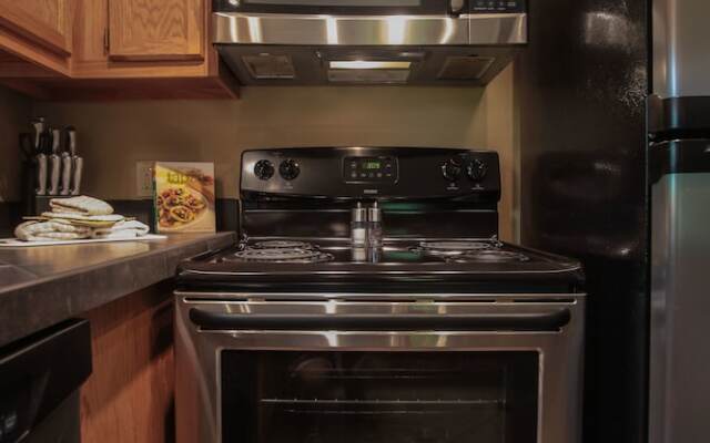 Couples Paradise - Hocking Hills