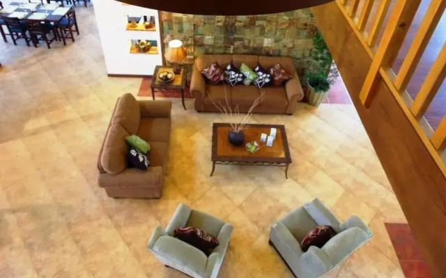Pinegrove Mountain Lodge