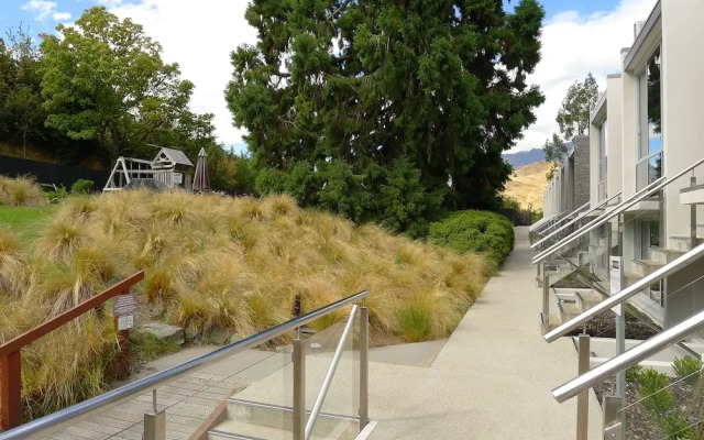 Central Queenstown Pounamu 203