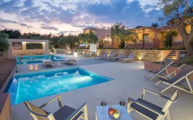 Aventura Village