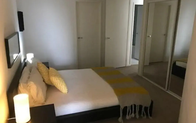 Melbourne Stays - City Point Suite