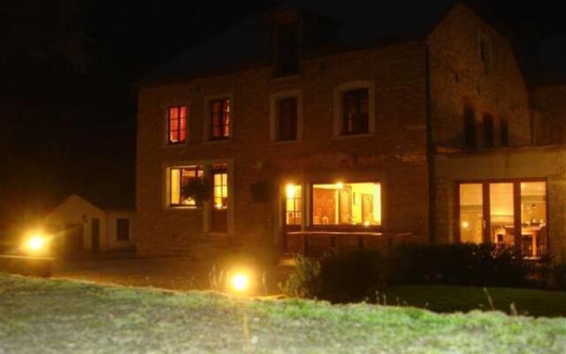 hotelImage