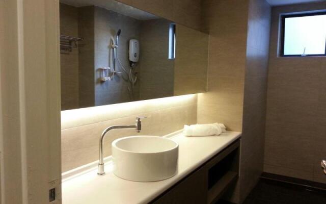 Summerland Vacation Home 2