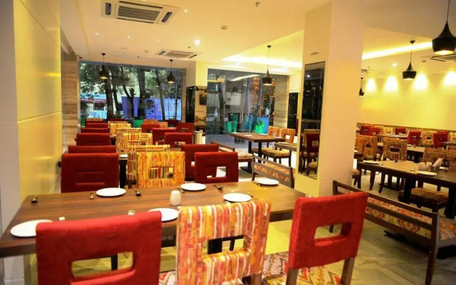 Mango Hotels Bhagwati Park