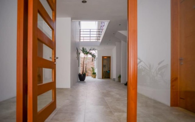 Menesse Apartment 25 26-04 by iMexico