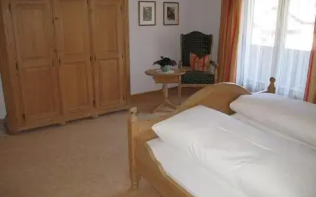 Haus Tschofen