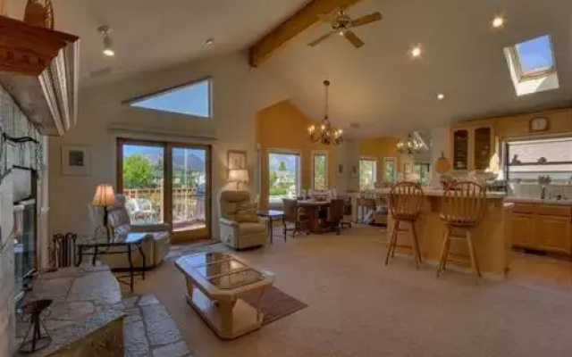 552 Alpine Home