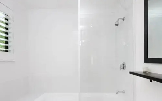 Apartment 1 - 20 Viewland Drive