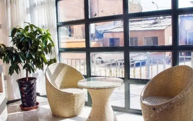 Super 8 by Wyndham Lanzhou Dong Hu