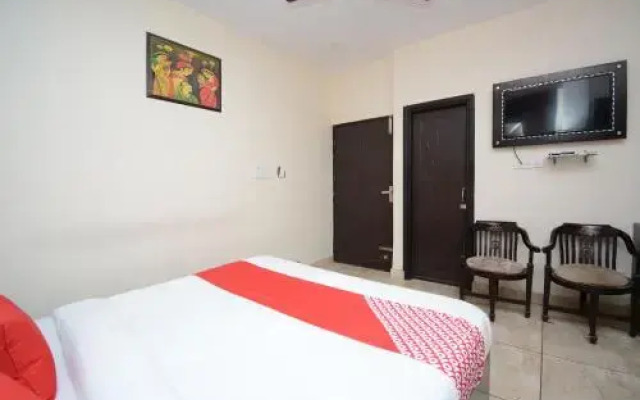 Treebo DS Regency