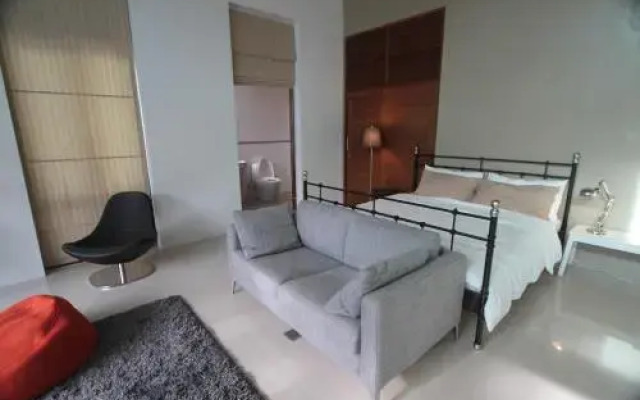 Niwana Breeze Villa
