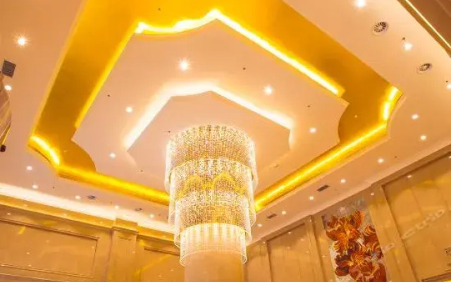 Noble Earl Hotel