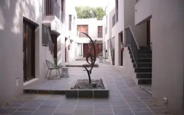 Patio del Bastion 07