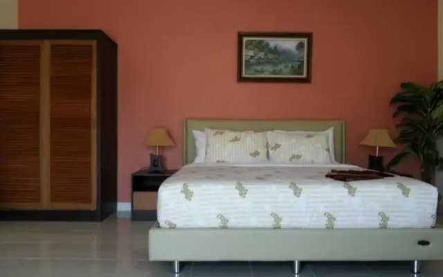 Palm Lodge Resort