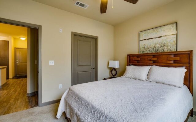 Stay Smart Live Oak St Uptown Downtown