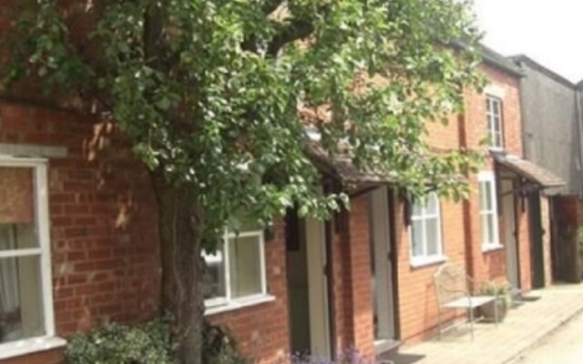Drayton Lodge