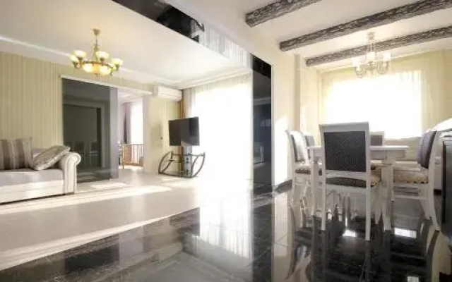 Apartment Chernomorskaya