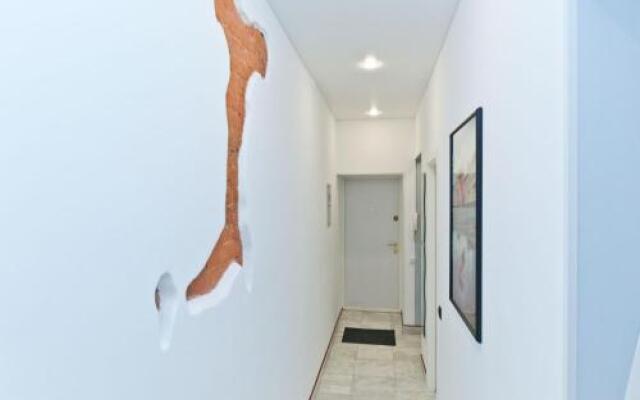 La Casa di Bury Zhukovskogo 12