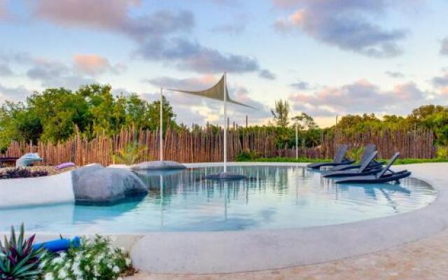 Swan Villas Belize