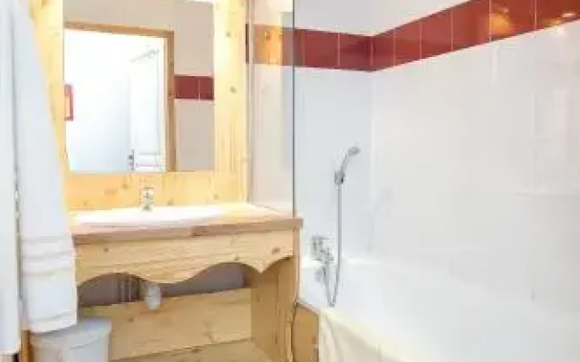 Hotel Le Hameau Des Eaux D'orelle