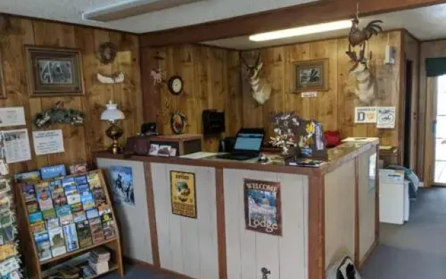 Rocky Mountain Lodge