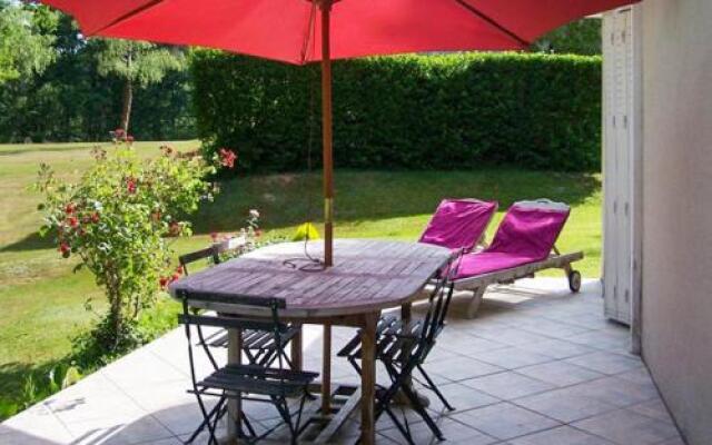 Holiday Home Domaine du Grand Roc 1